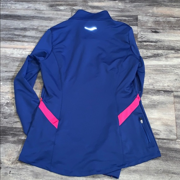 Saucony Running Top Jacket Sz Medium with thumb holes - Picture 4 of 5